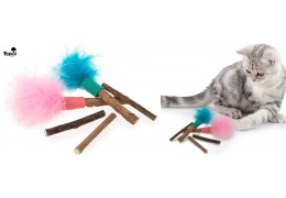 Natural Cat Enchantment Discovering the Allure of Silvervine Cat Toy and Plush Companions